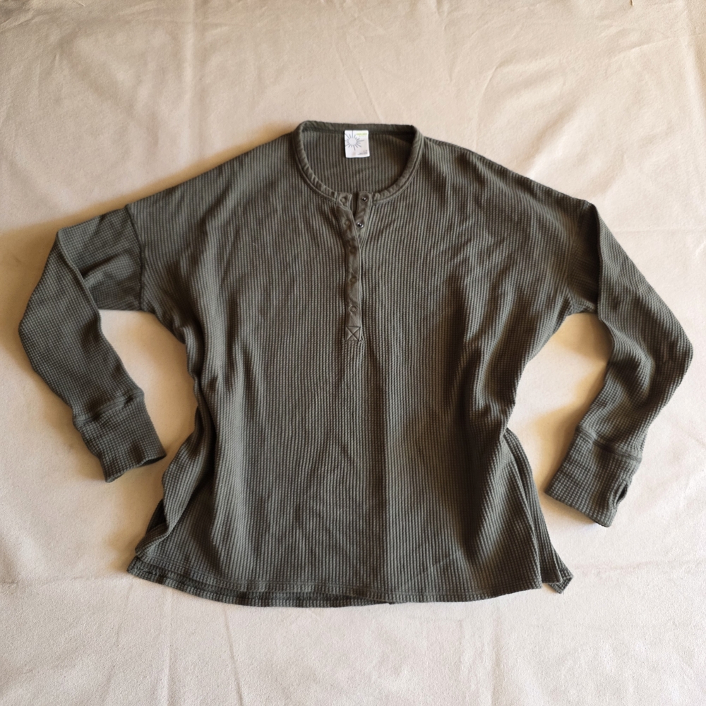 Aerie OFFLINE green henley Top
